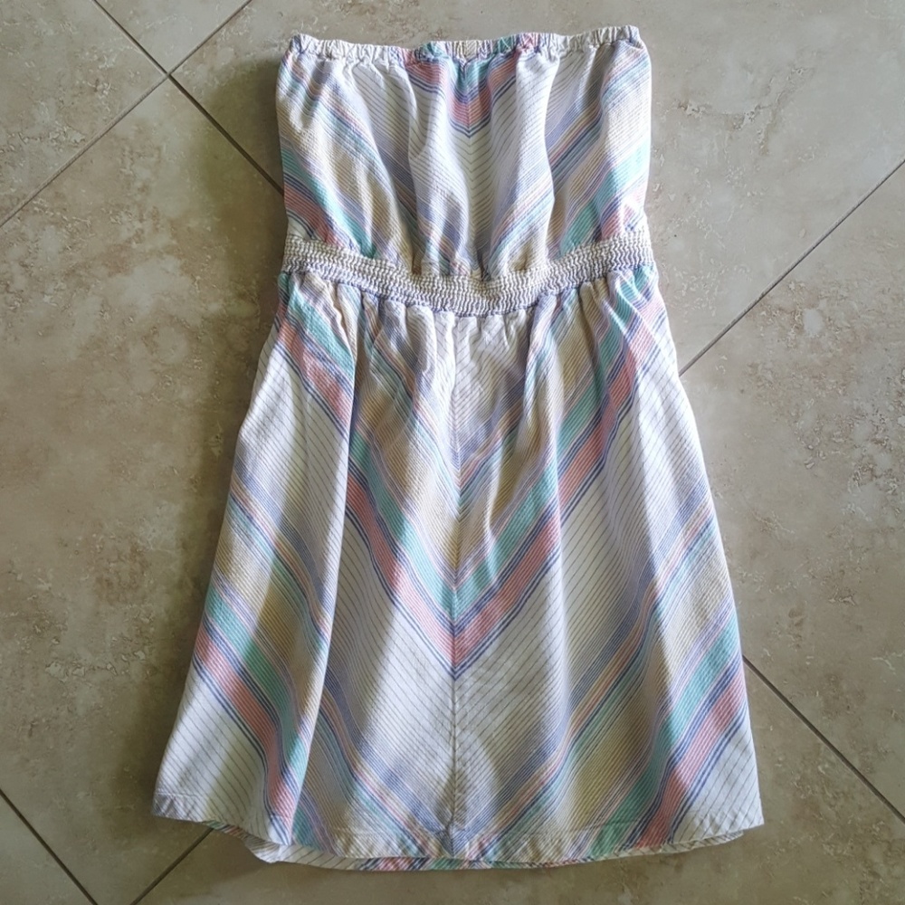 Strapless dress